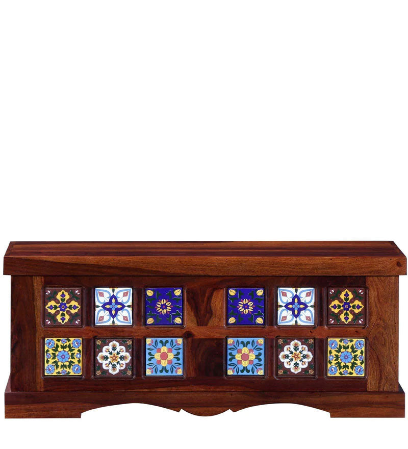 Advocate Wood Trunk in Honey Oak Finish