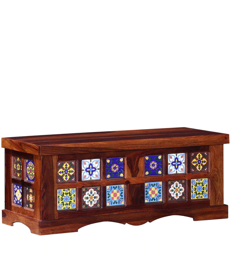 Advocate Wood Trunk in Honey Oak Finish