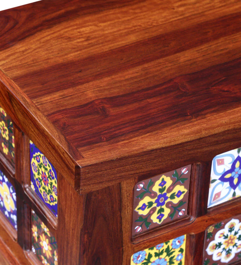 Advocate Wood Trunk in Honey Oak Finish